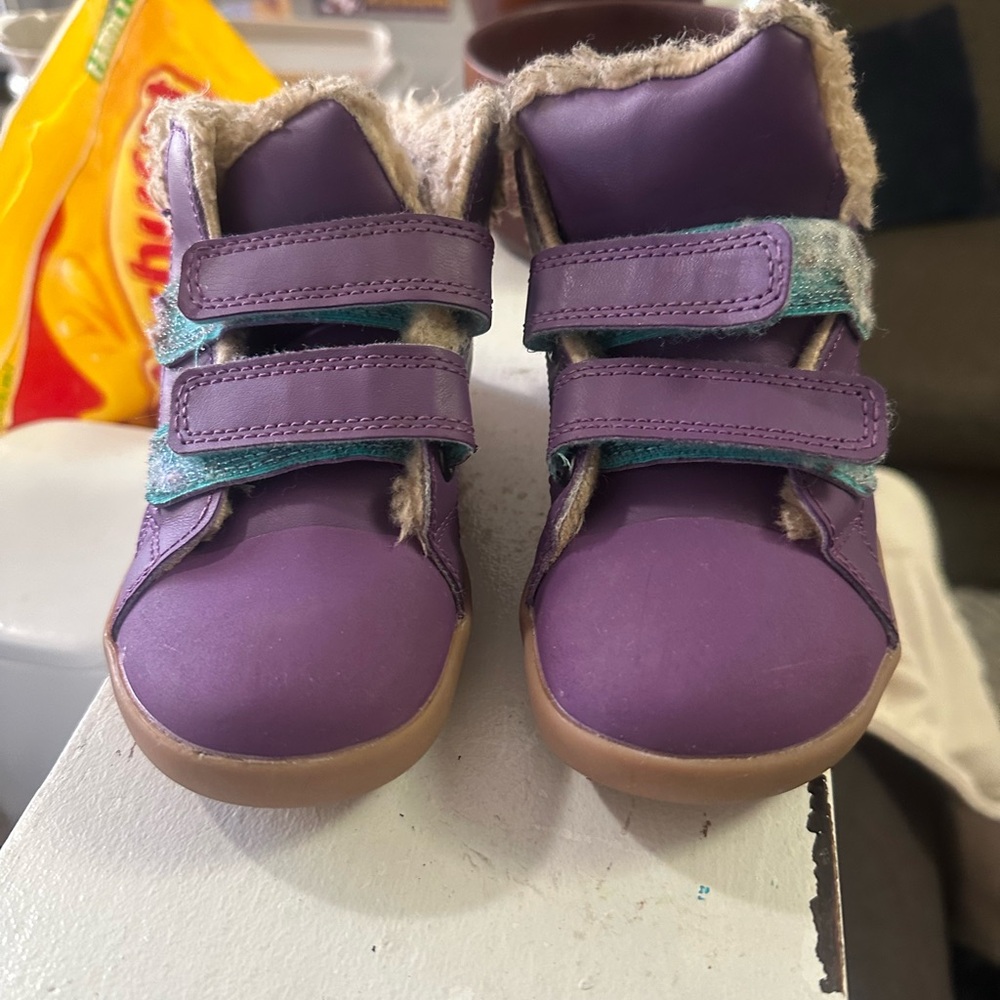 Purple High-Top Boots with Velcro Straps and Fuzzy Lining